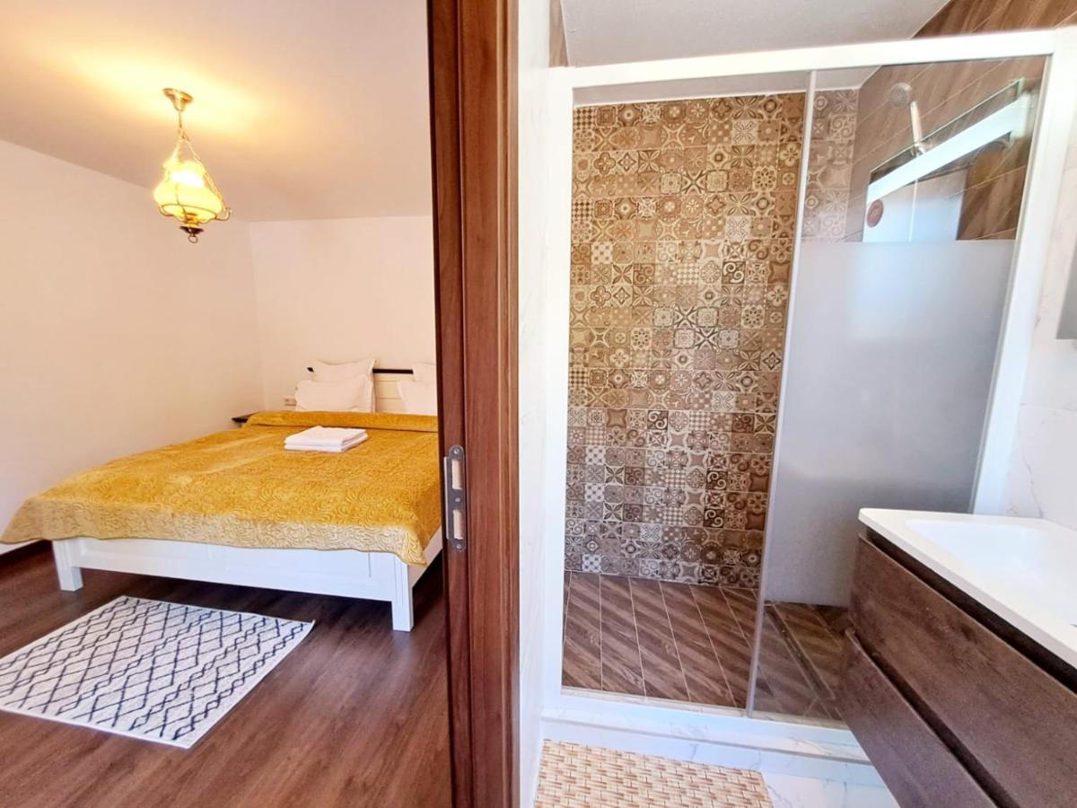 Conacul Muntii Bucovinei Hotel Campulung Moldovenesc Ngoại thất bức ảnh